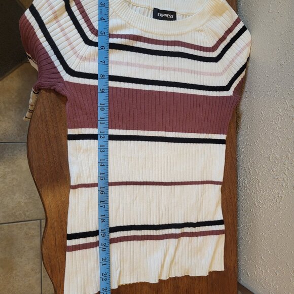 Women's Express long sleeve striped, white/black/mauve, pullover sweater. Medium - Picture 9 of 9